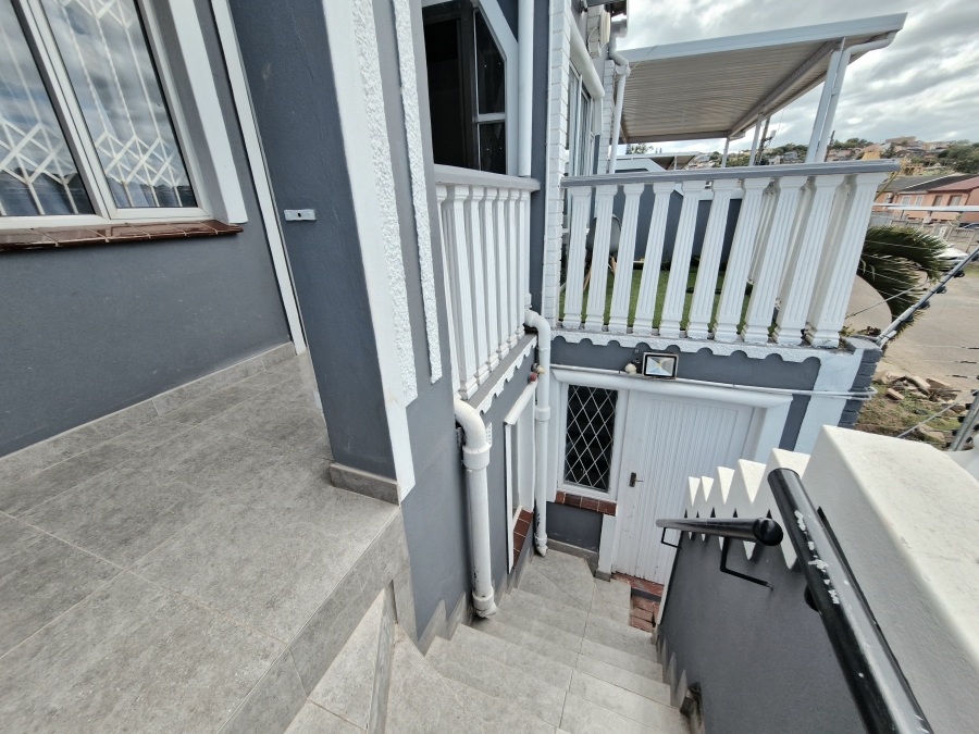 4 Bedroom Property for Sale in Northcroft KwaZulu-Natal