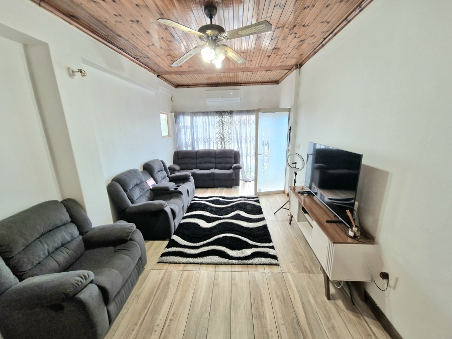 4 Bedroom Property for Sale in Northcroft KwaZulu-Natal