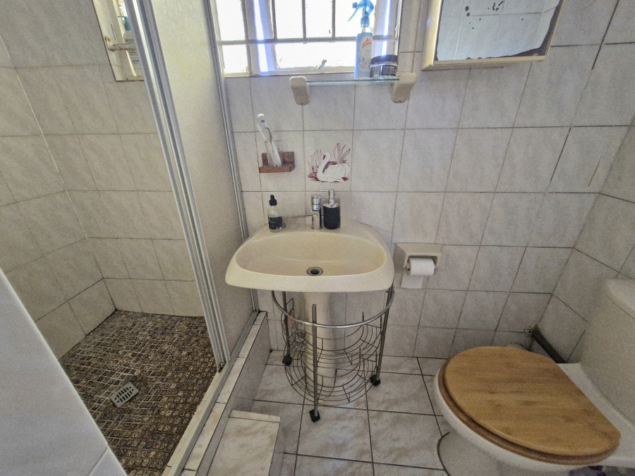 4 Bedroom Property for Sale in Northcroft KwaZulu-Natal