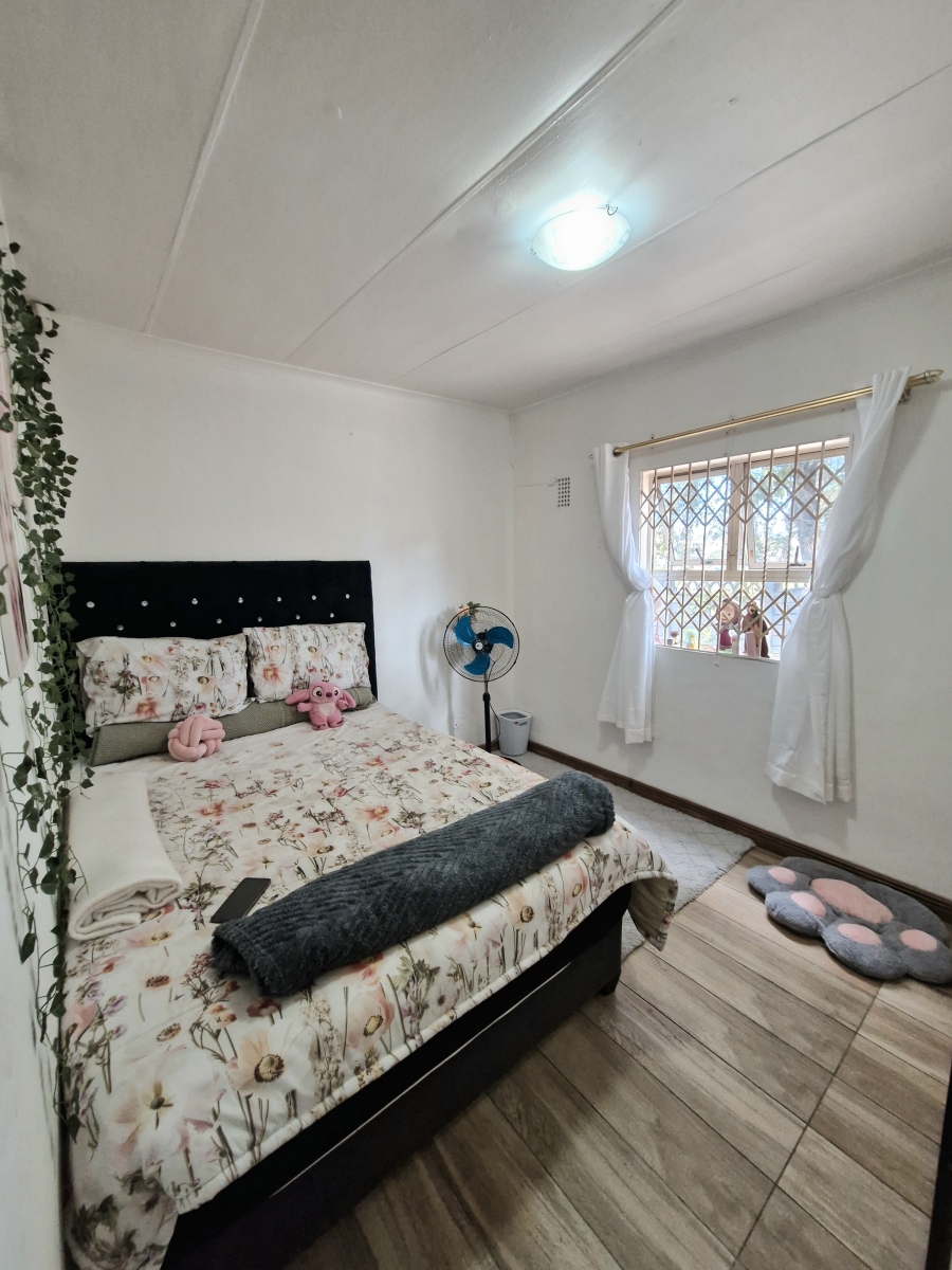 4 Bedroom Property for Sale in Northcroft KwaZulu-Natal