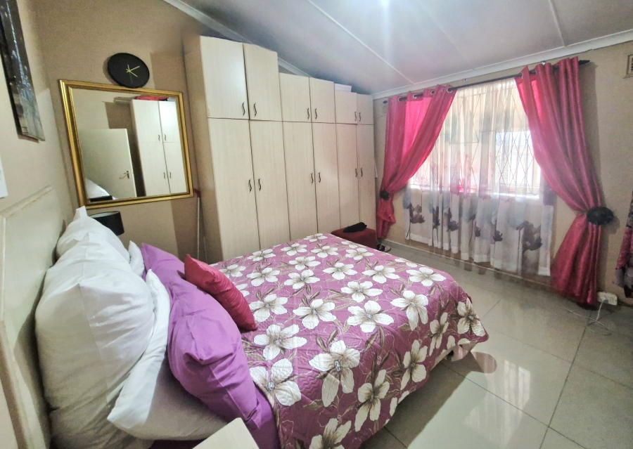 4 Bedroom Property for Sale in Stonebridge KwaZulu-Natal