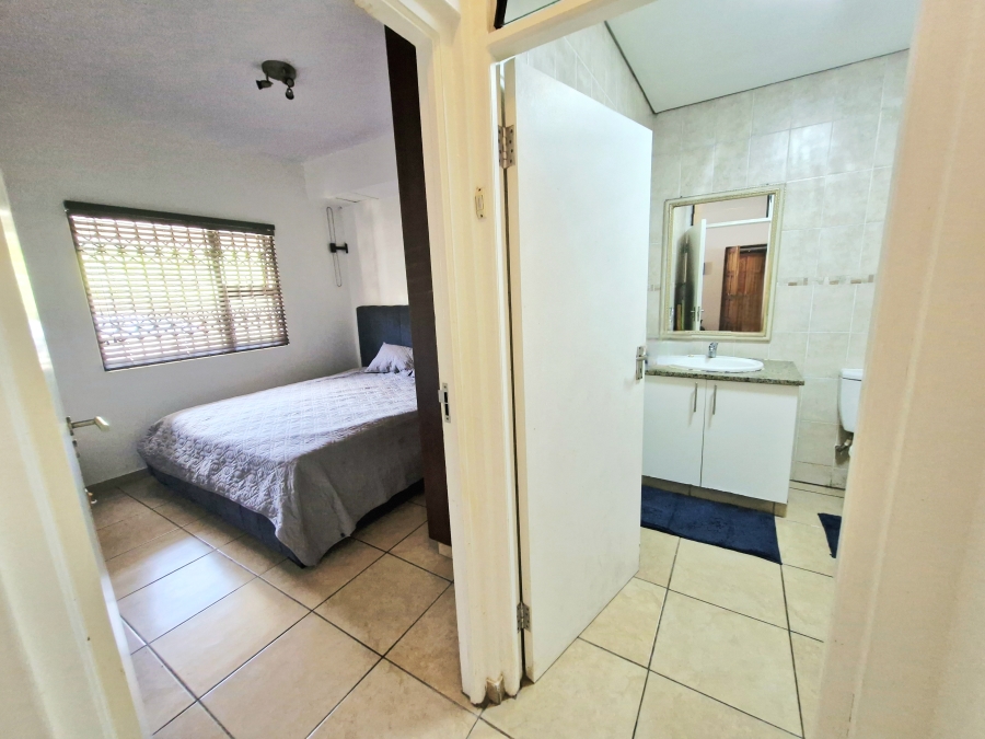 To Let 2 Bedroom Property for Rent in La Mercy KwaZulu-Natal