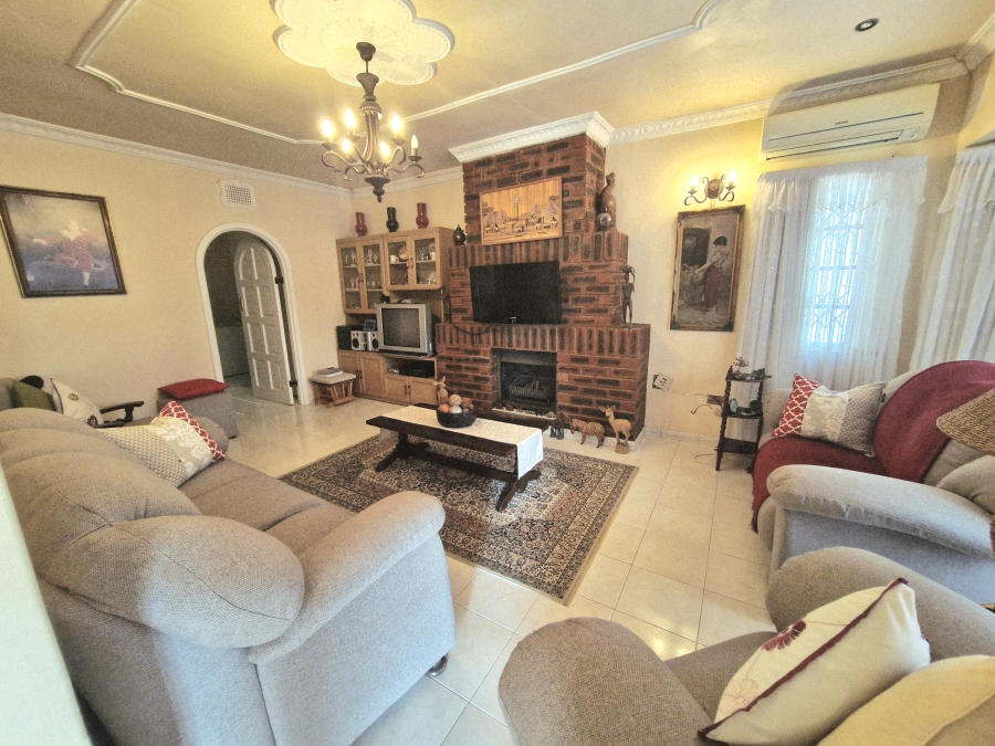 4 Bedroom Property for Sale in La Mercy KwaZulu-Natal