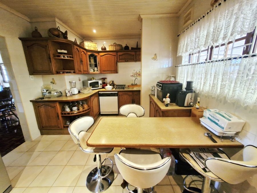 4 Bedroom Property for Sale in La Mercy KwaZulu-Natal