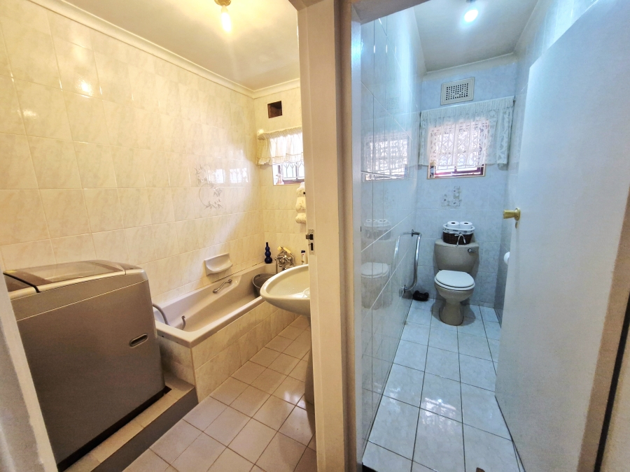 4 Bedroom Property for Sale in La Mercy KwaZulu-Natal