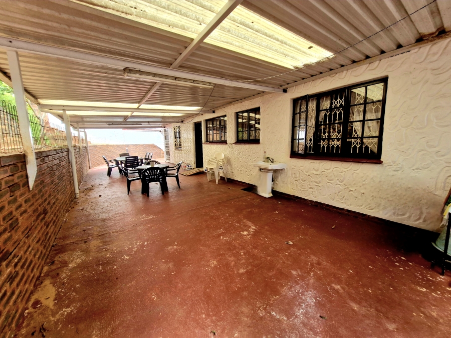 4 Bedroom Property for Sale in La Mercy KwaZulu-Natal