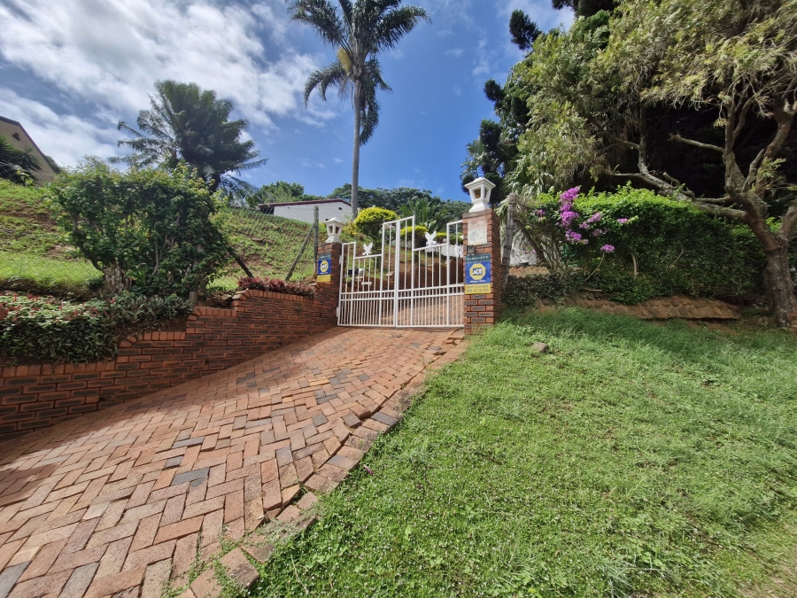 4 Bedroom Property for Sale in La Mercy KwaZulu-Natal