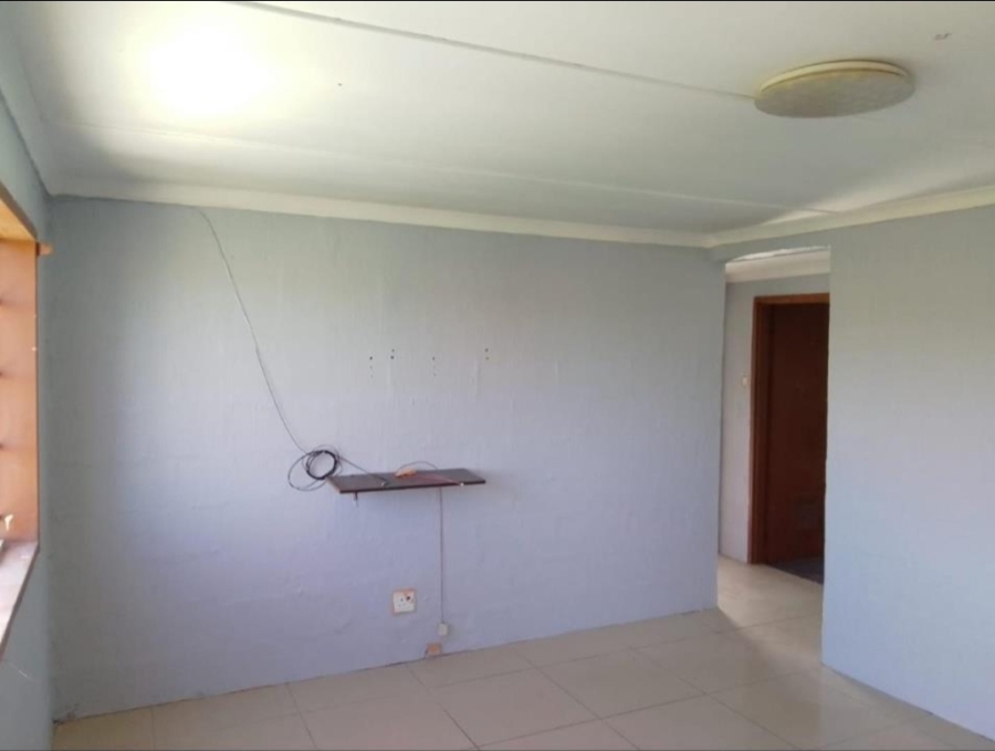 2 Bedroom Property for Sale in Whetstone KwaZulu-Natal