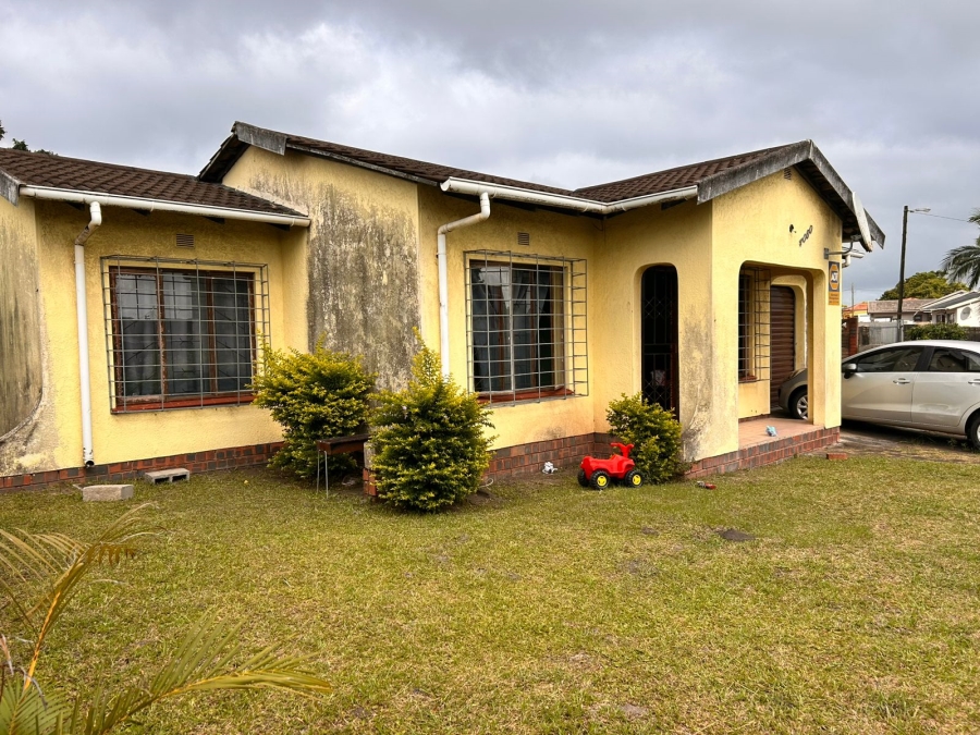 2 Bedroom Property for Sale in Esikhawini KwaZulu-Natal