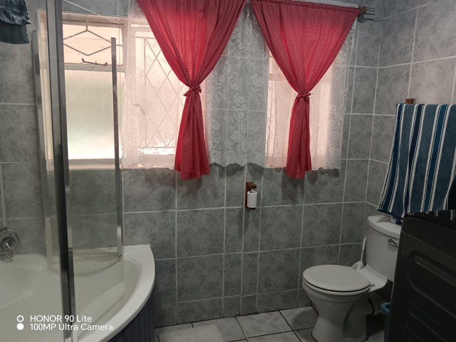 3 Bedroom Property for Sale in Veld En Vlei KwaZulu-Natal
