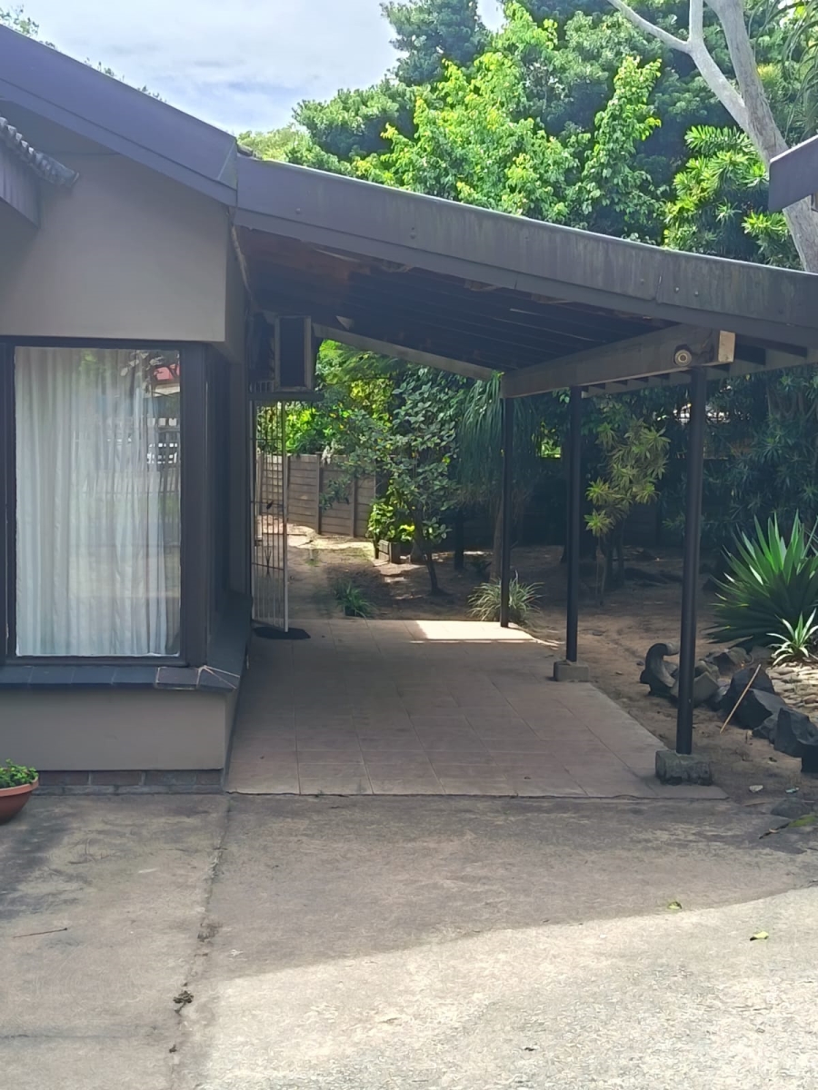 4 Bedroom Property for Sale in Meer En See KwaZulu-Natal