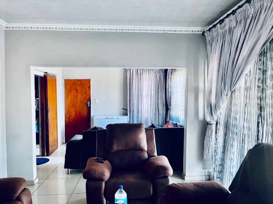 3 Bedroom Property for Sale in Esikhawini KwaZulu-Natal
