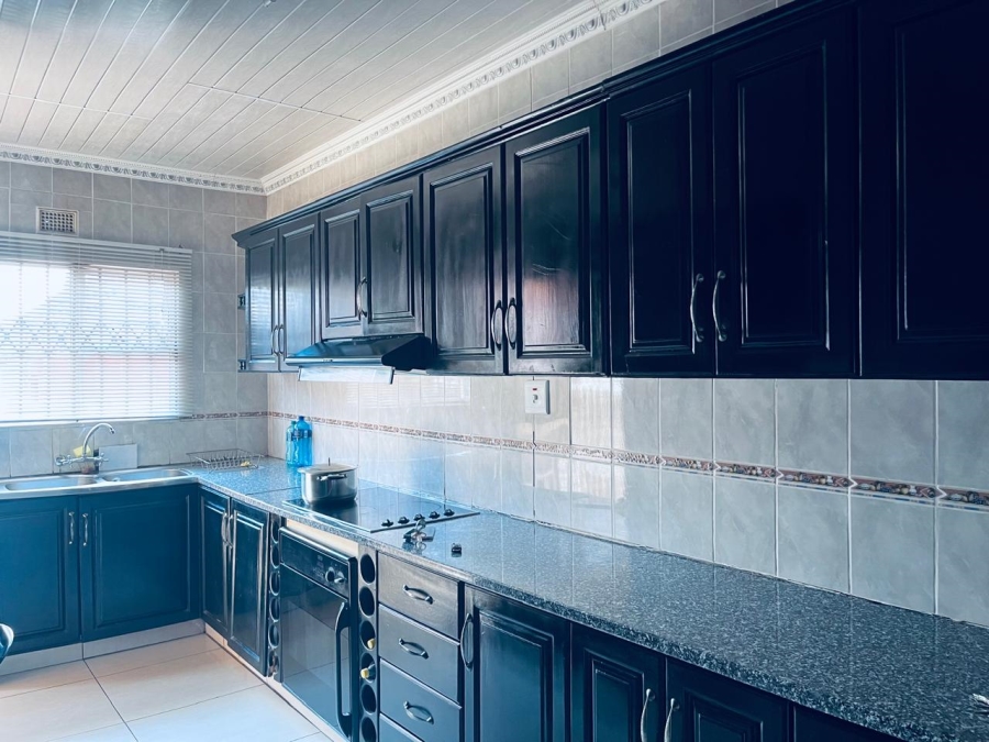 3 Bedroom Property for Sale in Esikhawini KwaZulu-Natal