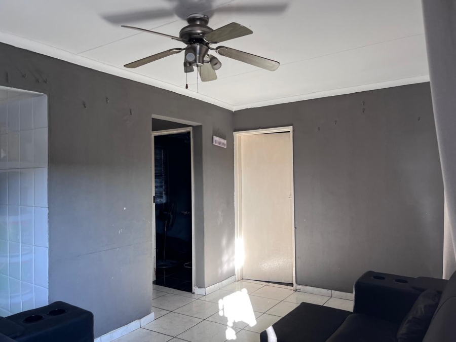 2 Bedroom Property for Sale in Esikhawini KwaZulu-Natal