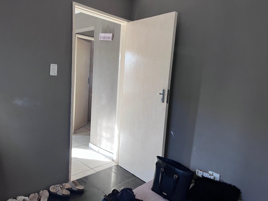 2 Bedroom Property for Sale in Esikhawini KwaZulu-Natal