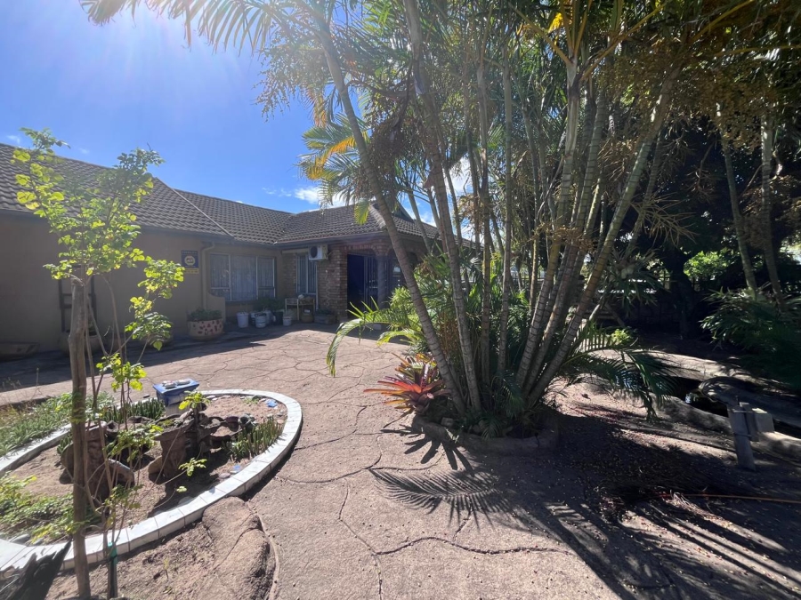 6 Bedroom Property for Sale in Wild en Weide KwaZulu-Natal