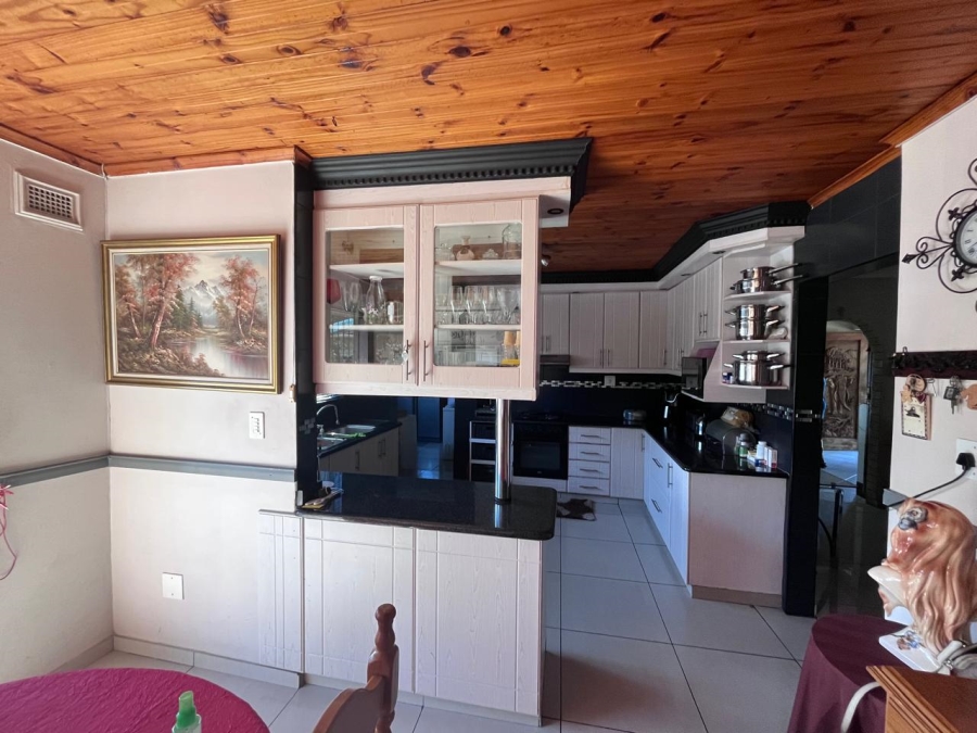 6 Bedroom Property for Sale in Wild en Weide KwaZulu-Natal