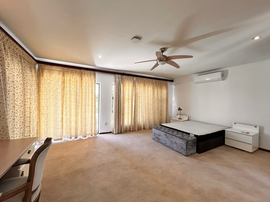 5 Bedroom Property for Sale in Meer En See KwaZulu-Natal