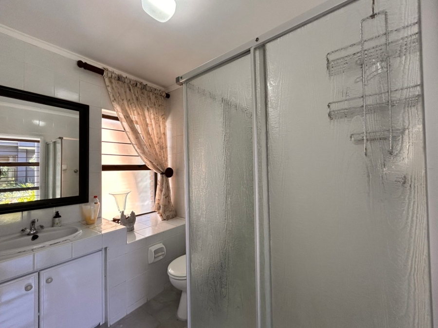 5 Bedroom Property for Sale in Meer En See KwaZulu-Natal