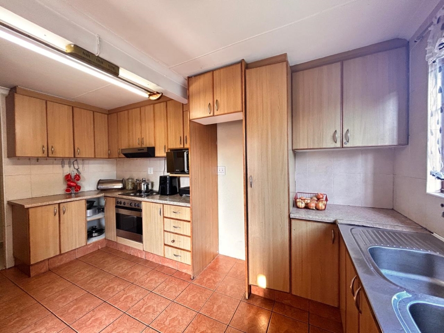 3 Bedroom Property for Sale in Brackenham KwaZulu-Natal