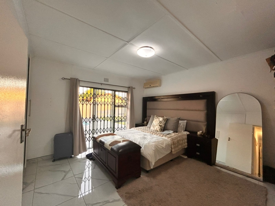 4 Bedroom Property for Sale in Meer En See KwaZulu-Natal