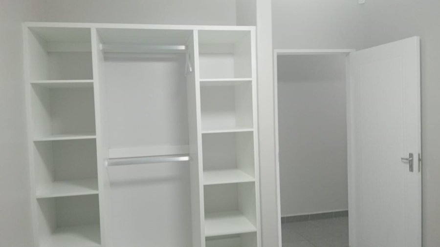 5 Bedroom Property for Sale in Meer En See KwaZulu-Natal