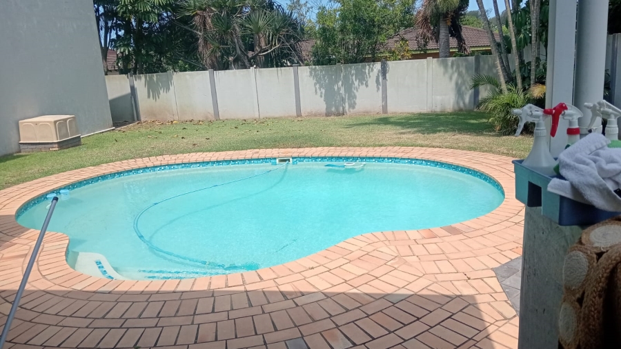 5 Bedroom Property for Sale in Meer En See KwaZulu-Natal