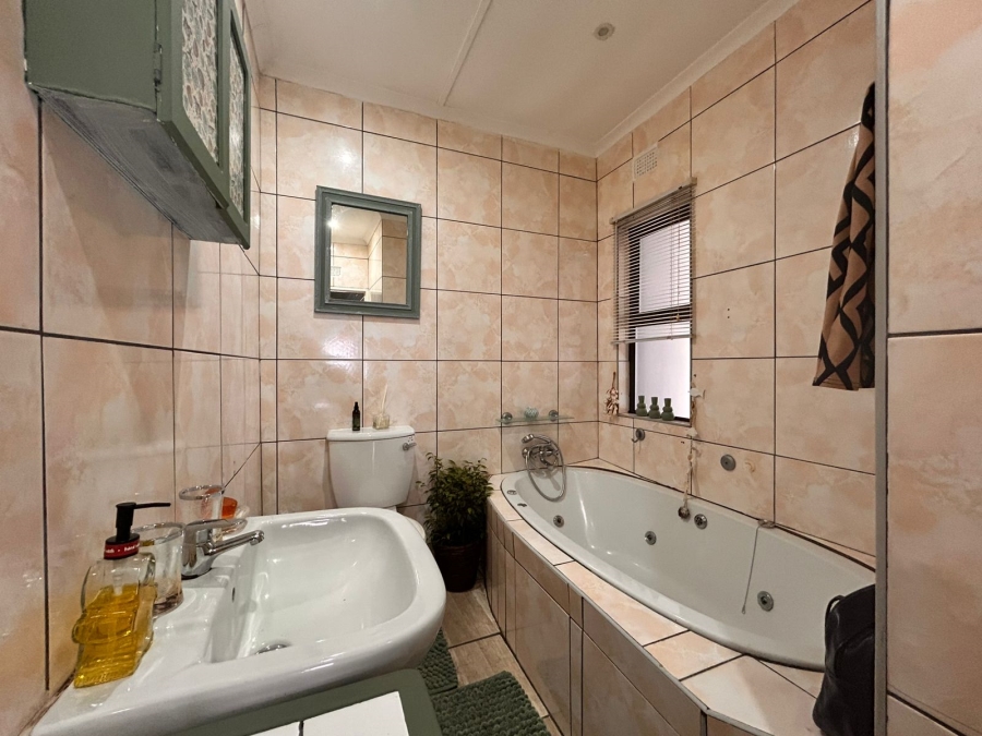 4 Bedroom Property for Sale in Veld En Vlei KwaZulu-Natal