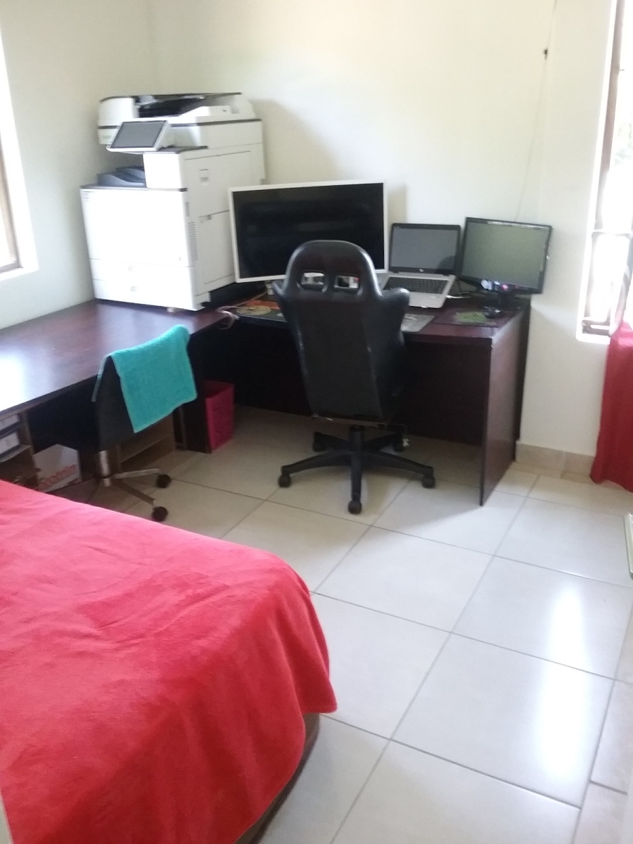 2 Bedroom Property for Sale in Sheffield Beach KwaZulu-Natal