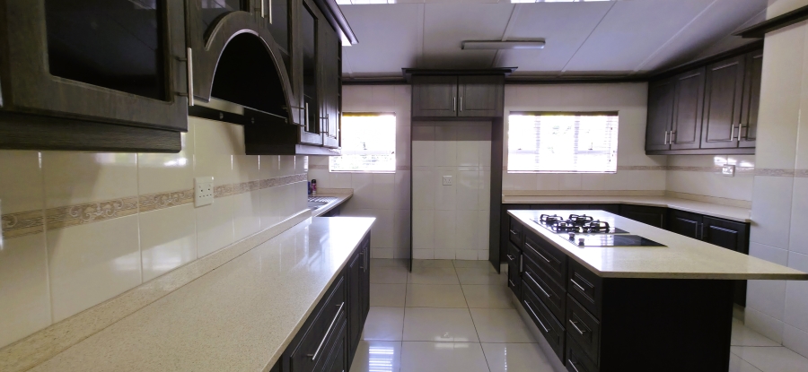 5 Bedroom Property for Sale in Felixton KwaZulu-Natal