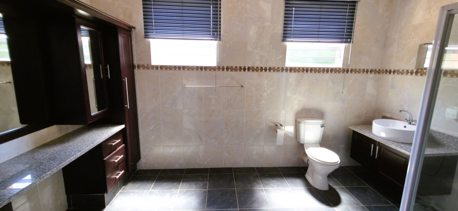 5 Bedroom Property for Sale in Felixton KwaZulu-Natal