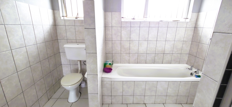 3 Bedroom Property for Sale in Meer En See KwaZulu-Natal