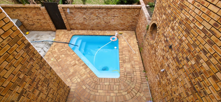3 Bedroom Property for Sale in Meer En See KwaZulu-Natal