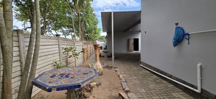 4 Bedroom Property for Sale in Veld En Vlei KwaZulu-Natal