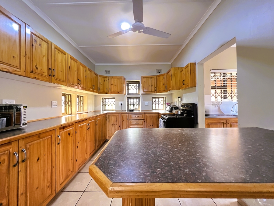 To Let 3 Bedroom Property for Rent in Richem KwaZulu-Natal
