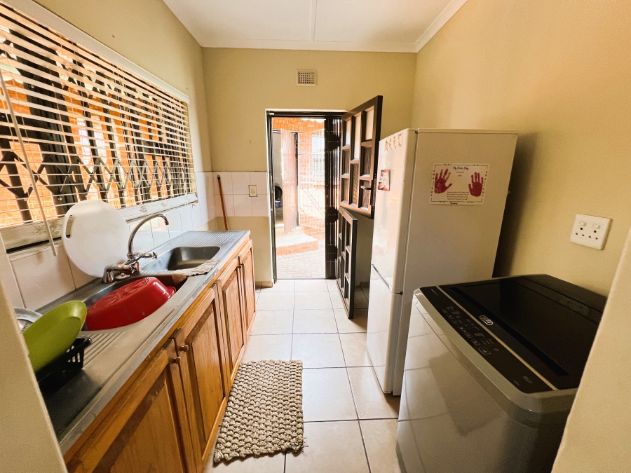 To Let 3 Bedroom Property for Rent in Richem KwaZulu-Natal