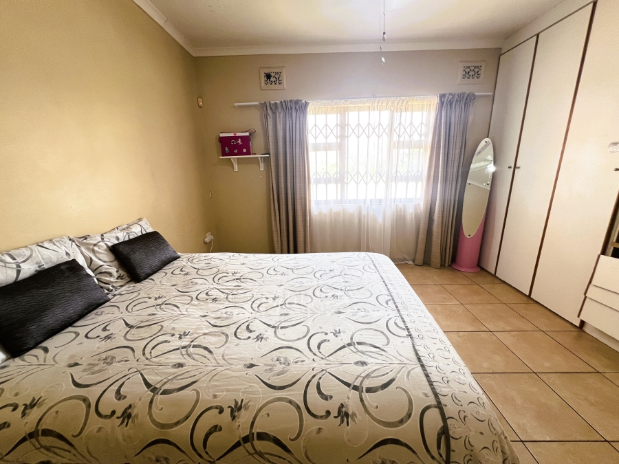 To Let 3 Bedroom Property for Rent in Richem KwaZulu-Natal