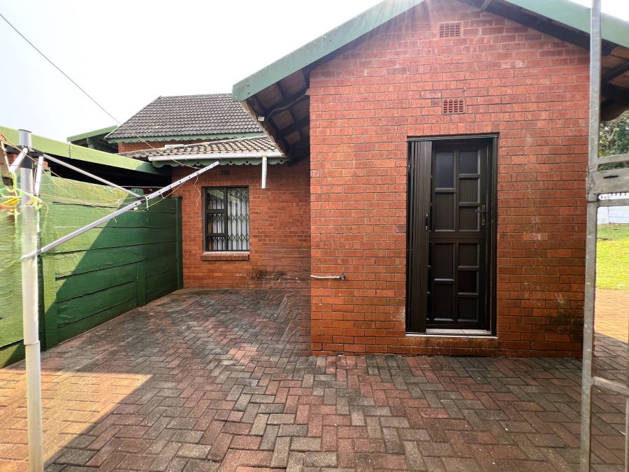 To Let 3 Bedroom Property for Rent in Richem KwaZulu-Natal
