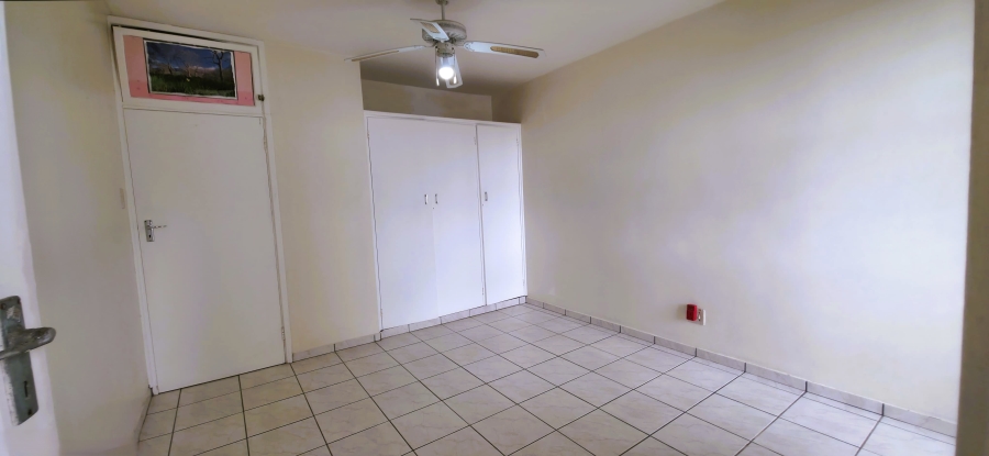 1 Bedroom Property for Sale in Empangeni Central KwaZulu-Natal