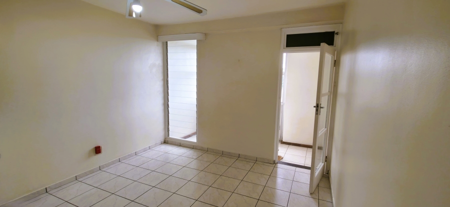 1 Bedroom Property for Sale in Empangeni Central KwaZulu-Natal