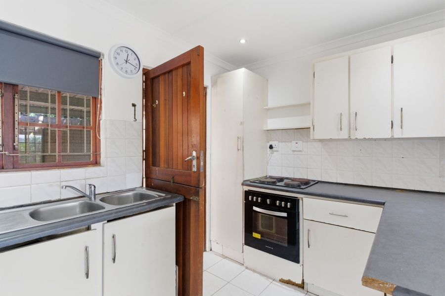 2 Bedroom Property for Sale in Amanzimtoti KwaZulu-Natal