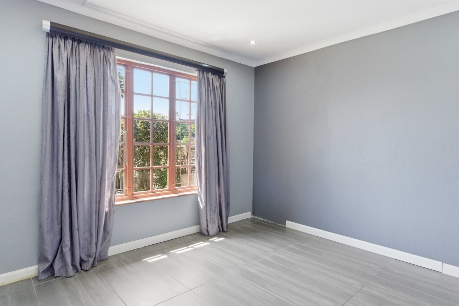 2 Bedroom Property for Sale in Amanzimtoti KwaZulu-Natal