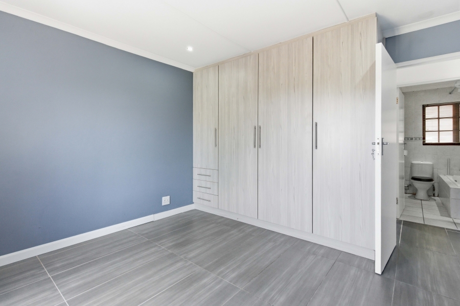 2 Bedroom Property for Sale in Amanzimtoti KwaZulu-Natal