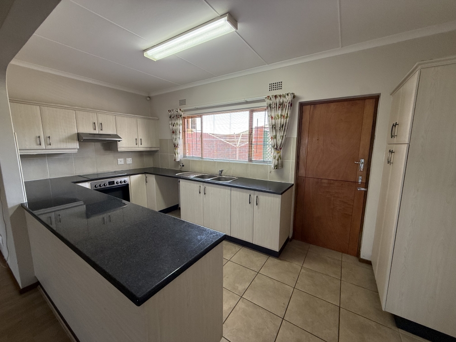 2 Bedroom Property for Sale in Amber Ridge KwaZulu-Natal