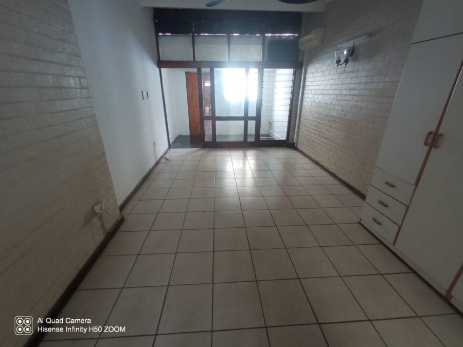 To Let 1 Bedroom Property for Rent in Pinetown KwaZulu-Natal