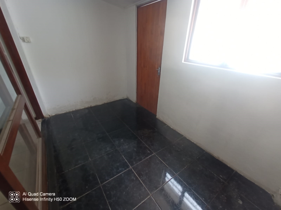 To Let 1 Bedroom Property for Rent in Pinetown KwaZulu-Natal