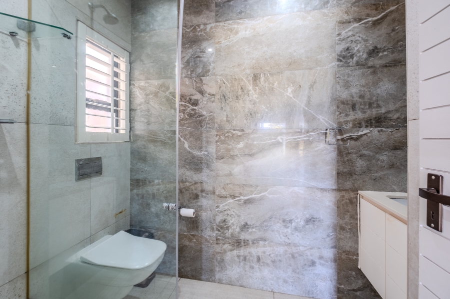 4 Bedroom Property for Sale in La Lucia KwaZulu-Natal