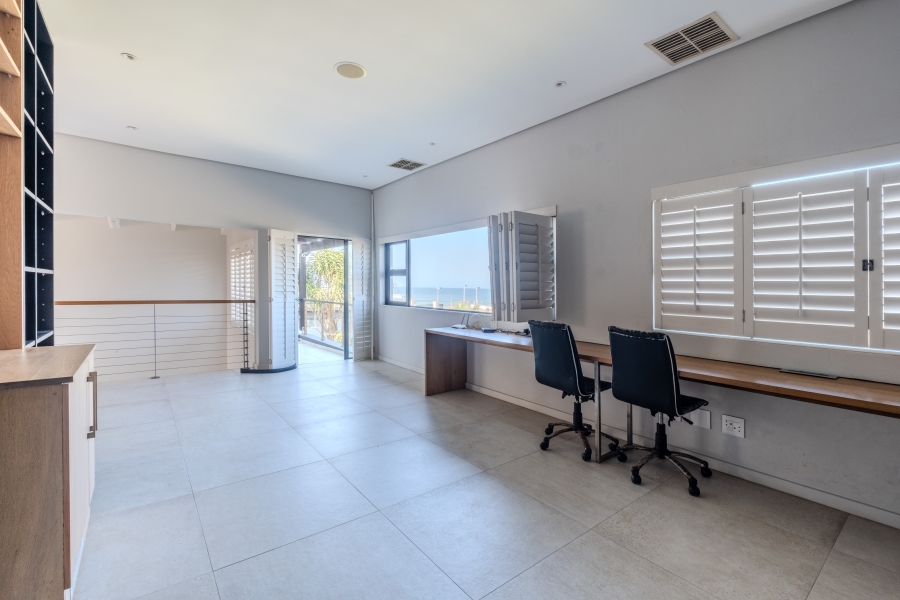 4 Bedroom Property for Sale in La Lucia KwaZulu-Natal