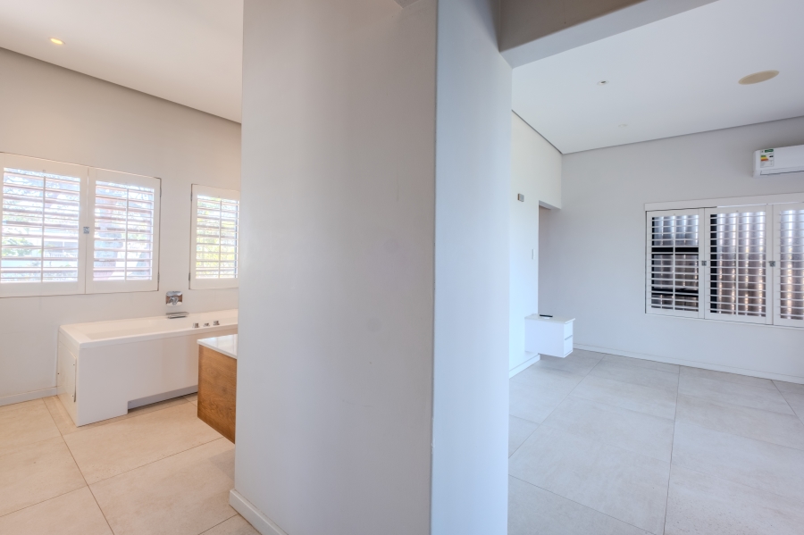 4 Bedroom Property for Sale in La Lucia KwaZulu-Natal