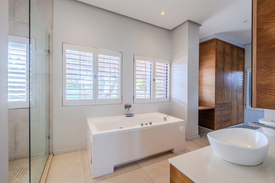 4 Bedroom Property for Sale in La Lucia KwaZulu-Natal